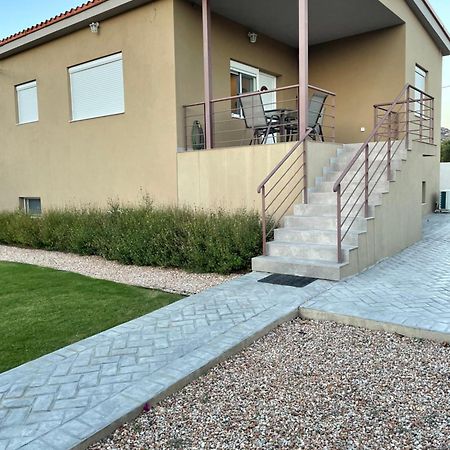 הוילה Palaiá Fókaia Saint George Family House מראה חיצוני תמונה