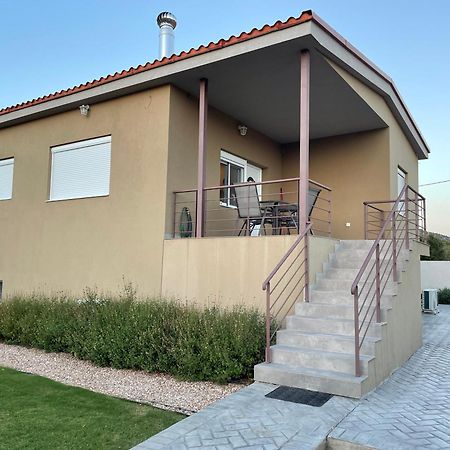 הוילה Palaiá Fókaia Saint George Family House מראה חיצוני תמונה