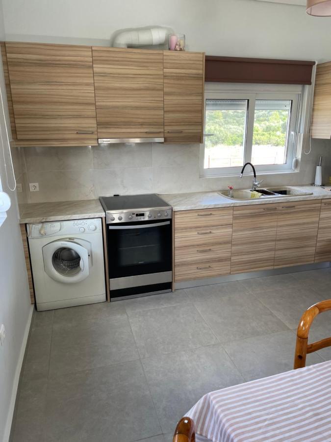 הוילה Palaiá Fókaia Saint George Family House מראה חיצוני תמונה